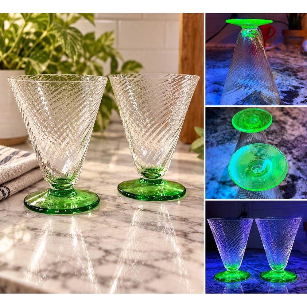 Pristine Set of 2 Swirl Clear Glass Tumbler Glasses w/ Green Base